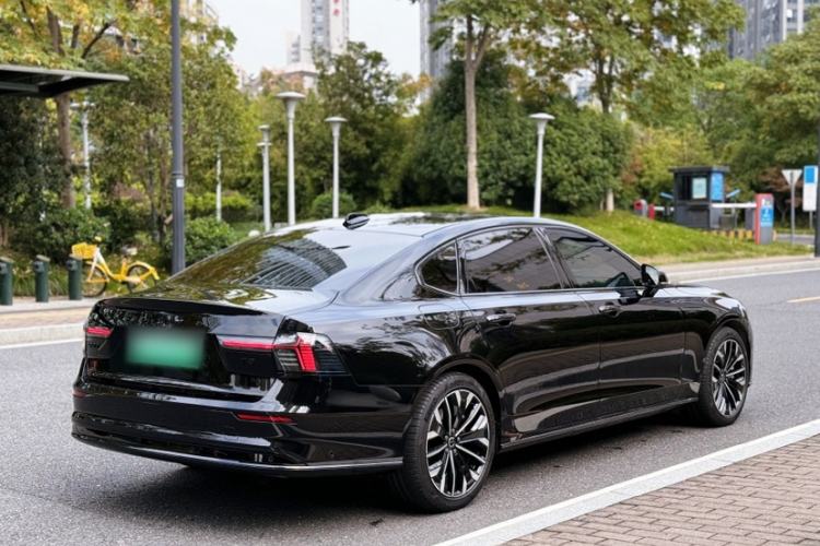Used Volvo S90 New Energy 2026 Plug-in Hybrid Four-Wheel Drive Long-Range Zhiyuan Luxury Edition
