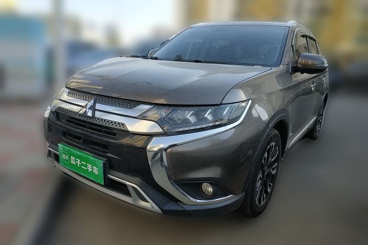 Used Mitsubishi Outlander 2020 2.4L 4x4 Zhi Xiang Edition 5 Seats