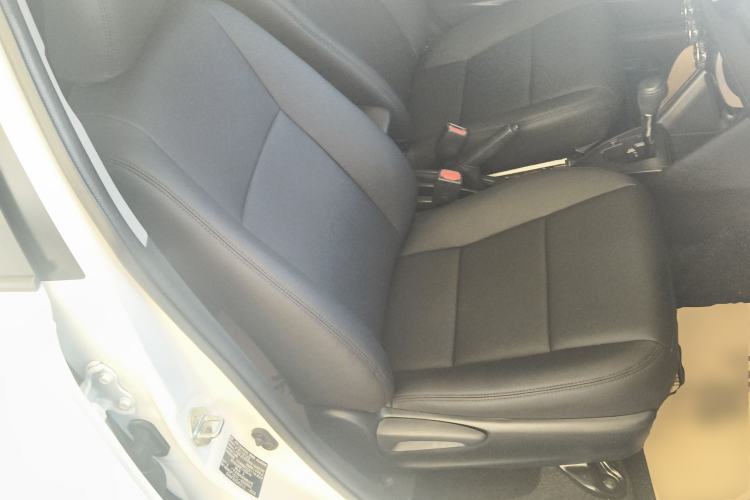 Used Toyota YARiS L Zhi Xuan 2016 Revised 1.5E CVT Charming Edition
