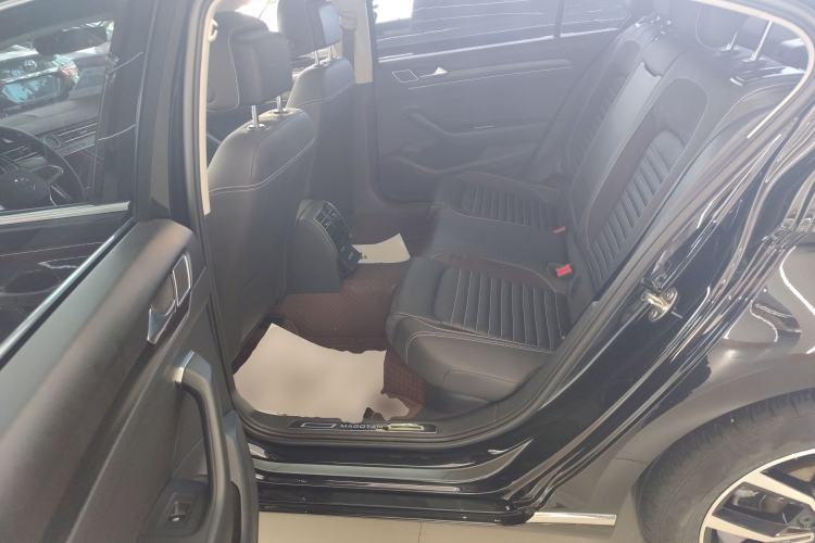 Used Volkswagen Magotan 2020 330TSI DSG Leading Model Left Rear Seat
