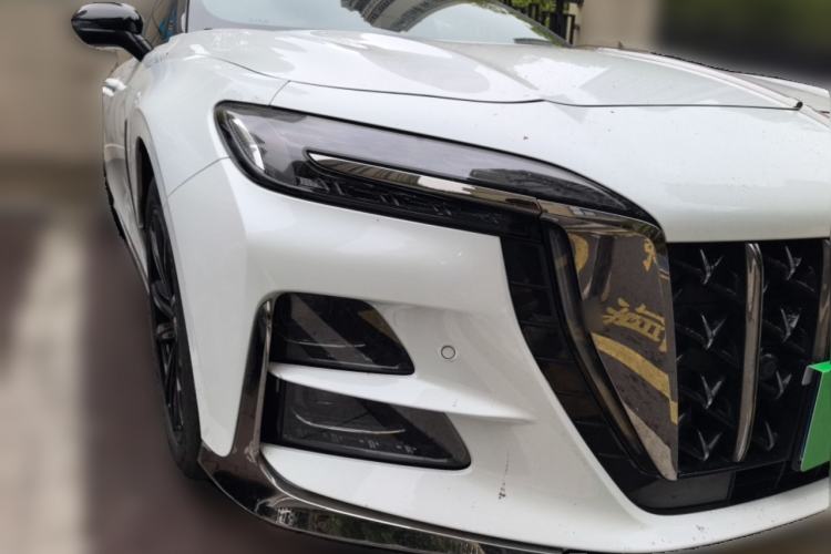 Used Hongqi H6 2023 2.0T ZhiShang Version Front Right 45 Deg