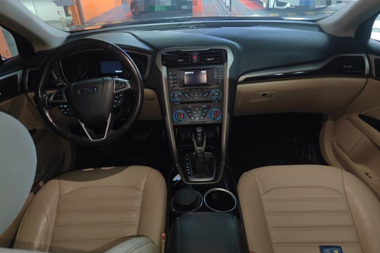 Used Ford Mondeo 2013 1.5L GTDi180 Fashion Edition Center Console