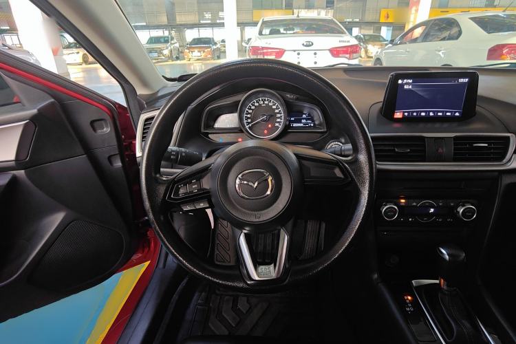 Used Mazda Mazda 3 Axela 2019 Cloud-Controlled Sedan 1.5L Automatic Luxury Model China VI Standard
