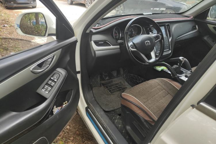 Used Zotye SR7 2016 1.5T Manual Cube Road Edition China V Standard