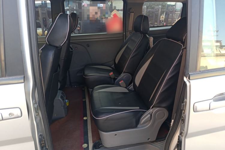Used Dongfeng Shuaike 2011 1.6L Manual Comfort 7-Seater
