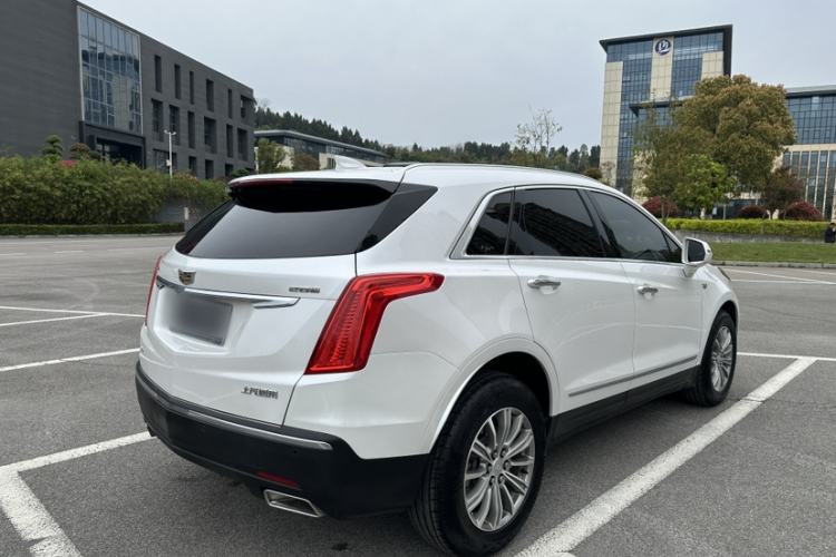 Used Cadillac XT5 2017 Anniversary Edition 28T Four-Wheel Drive Luxury Model
