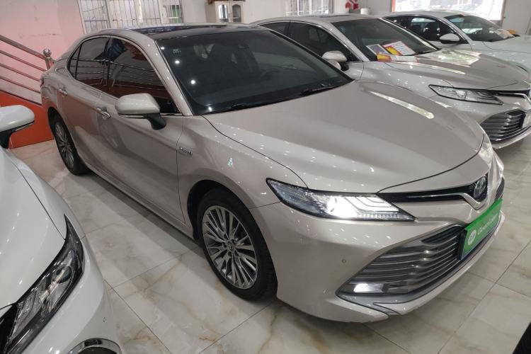 Used Toyota Camry 2019 Dual-Engine 2.5 HG Luxury Edition China VI Standard