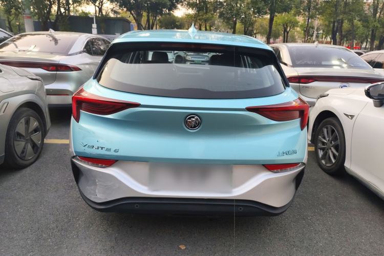 Used Buick Velite 6 2024 450km Range Commuter Version
