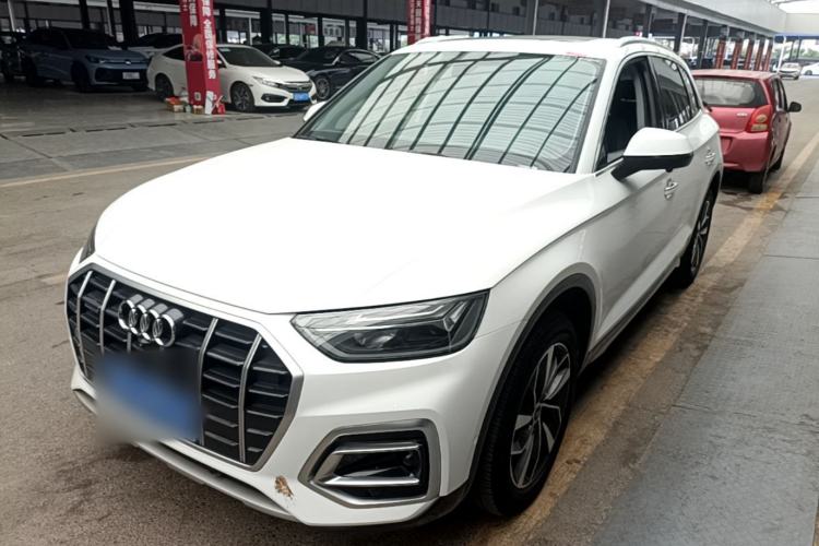 Used Audi Q5L 2022 40T Luxury Elegant Model Guazi used car, China used car export, Used car for sale, Used cars, Cheapest cars for sale