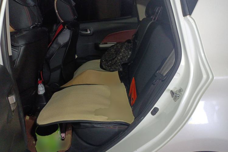 Used CHANGAN Benni 2014 1.4L IMT Luxury Model
