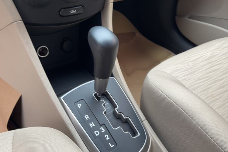 Used Hyundai Verna (older generation) 2014 1.4L Automatic Smart GLS
