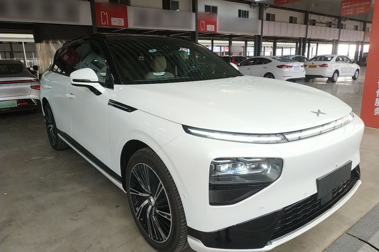 Used XPeng G9 2025 625 Long-Range Max Exterior 2