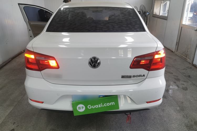 Used Volkswagen Bora 2014 1.6L Manual Comfort Model Rear