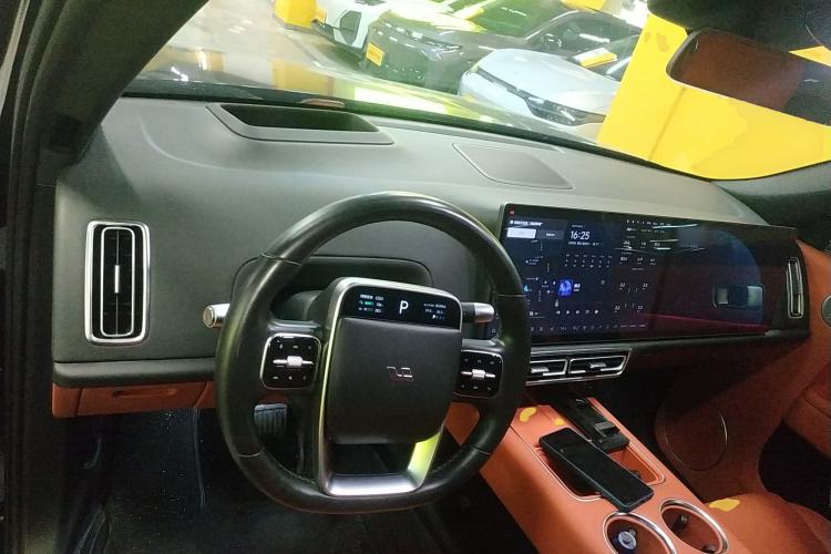 Used Li Auto L8 2023 Pro Model