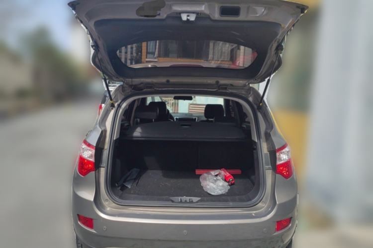 Used CHANGAN CS35 2015 1.6L Automatic Luxury Model China IV Standard
