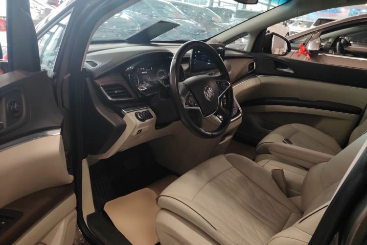 Used Buick GL8 2022 Land Business Class 652T Luxury Model
