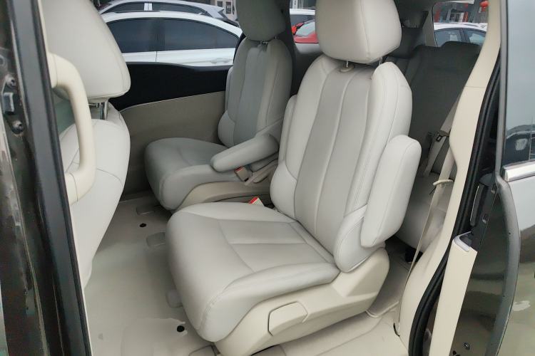 Used Buick GL8 2020 Land Cruiser Executive Class 652T Comfort Model
