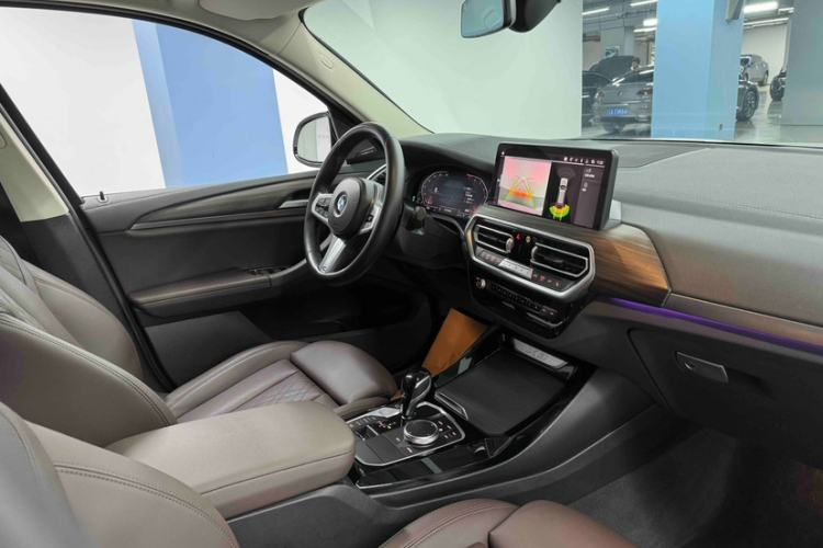 Used BMW X3 2022 xDrive30i Luxury Model M Night Sky Package Interior 8