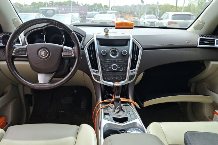 Used Cadillac SRX 2012 3.0L Elite Edition Center Console