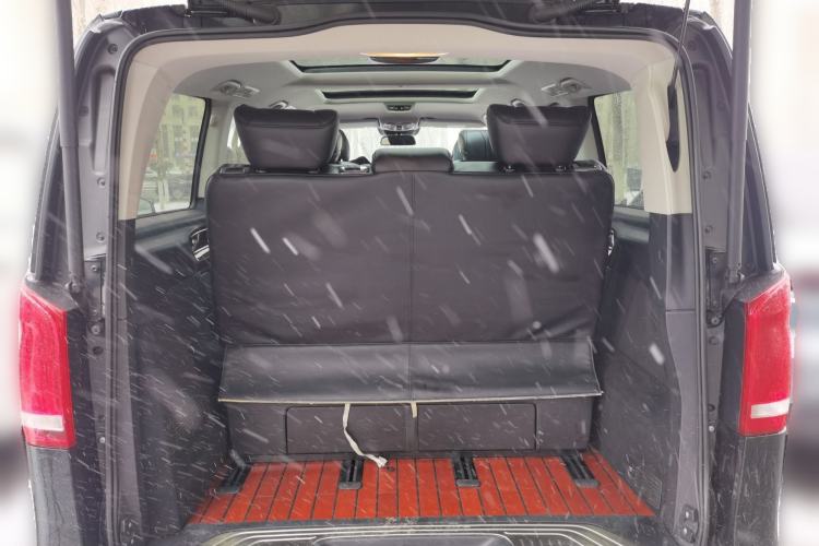 Used Mercedes-Benz V-Class 2017 V 260 Avantgarde Edition