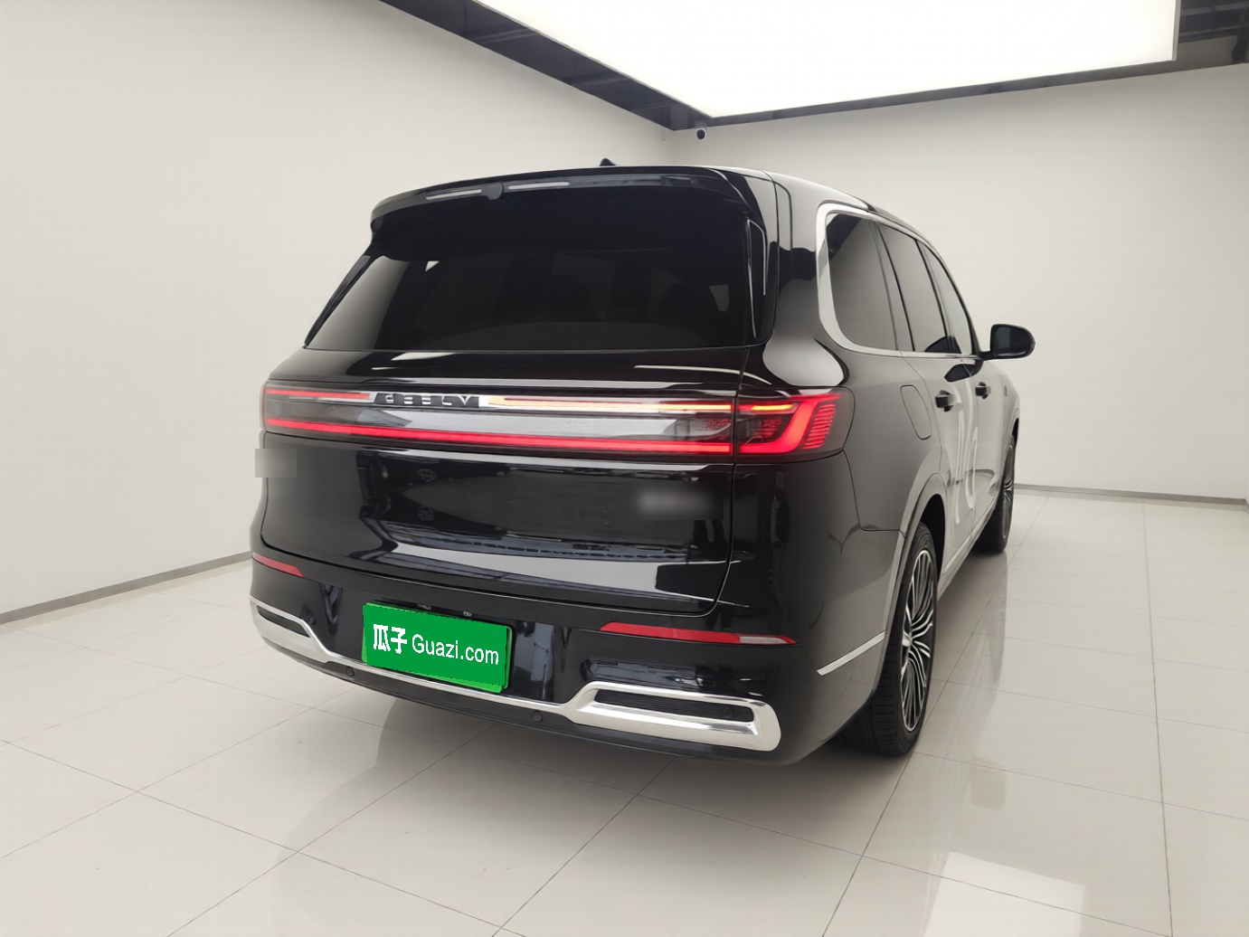 Geely Galaxy M9 2025 Model 210km Four-Wheel-Drive Leading Edition — снимка 6