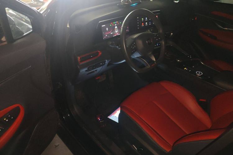 Used CHANGAN UNI-T 2020 1.5T Prestige Version