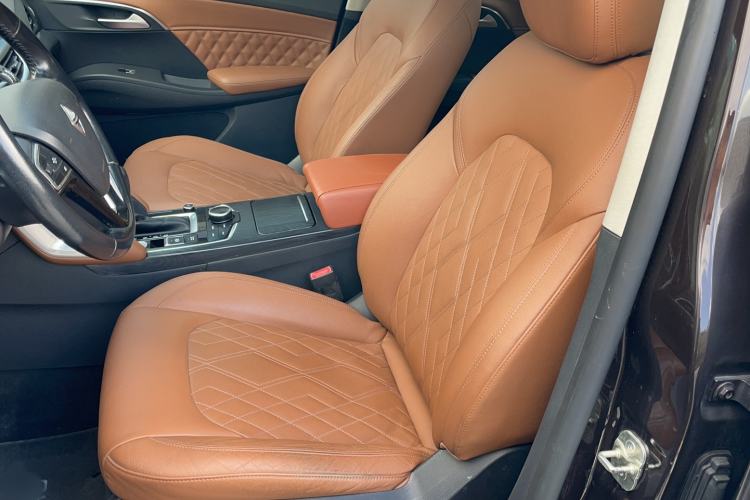 Used BORGWARD BX7 2016 28T Four-Wheel Drive Flagship Version 5 Seats
