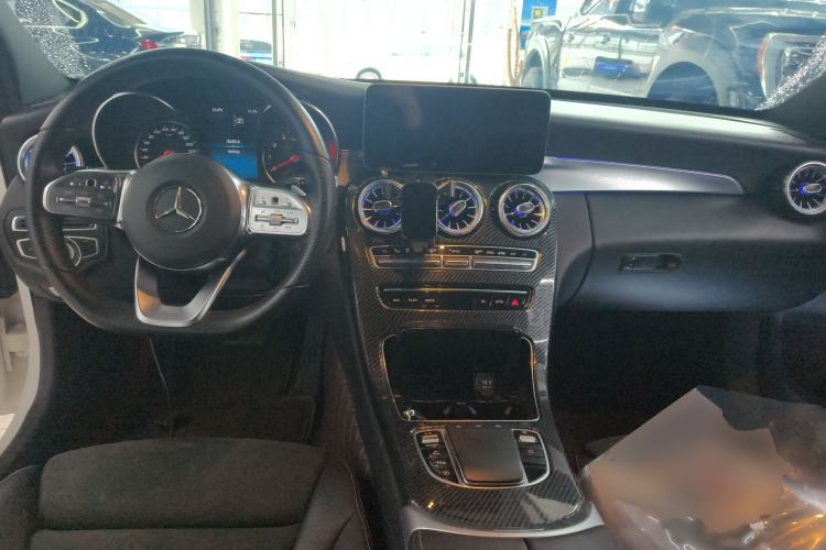 Used Mercedes-Benz C-Class 2019 C 260 Sport Edition Center Console