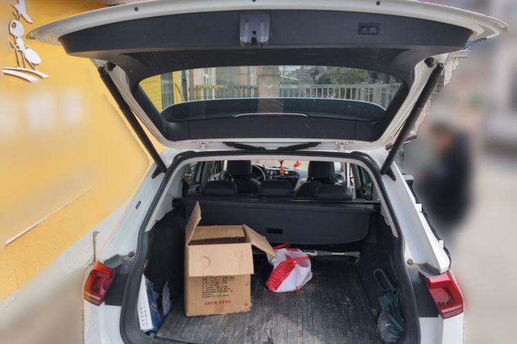 Used Volkswagen Tiguan L New Energy 2019 430 PHEV Hybrid Flagship Model Trunk