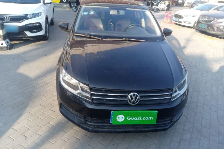 Used Volkswagen Santana 2016 1.6L Manual Fashion Edition
