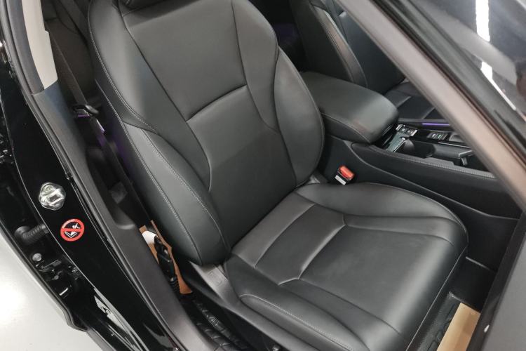 Used Honda Inspire 2023 260TURBO Deluxe Edition Right Front Seat