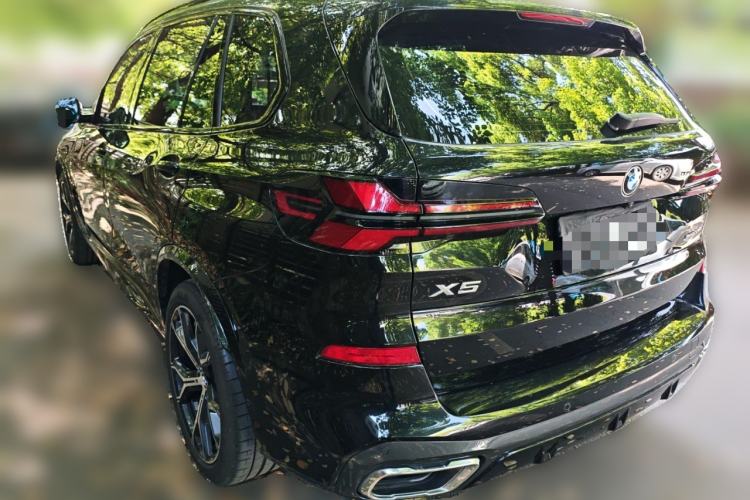 Used BMW X5 2023 xDrive 30Li Luxury M Sport Night Edition Package
