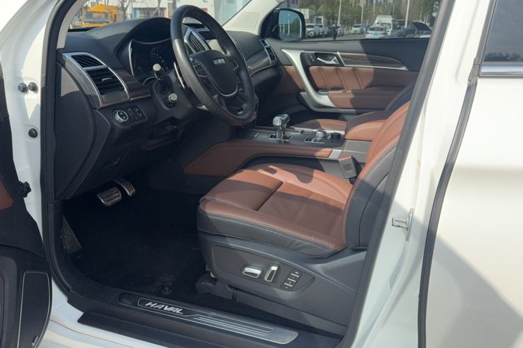Used Haval H9 2017 2.0T Gasoline 4x4 Premium 5-Seater