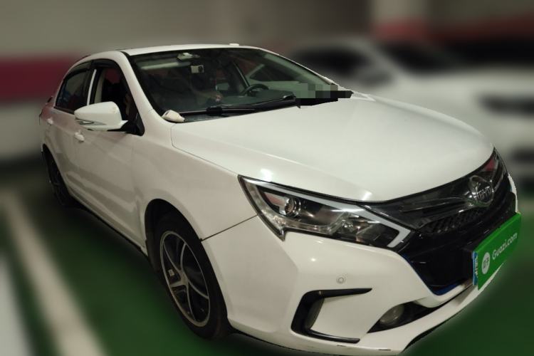 Used BYD Qin New Energy 2014 1.5T Flagship Model
