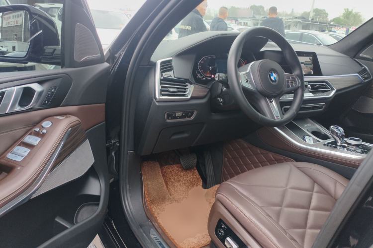 Used BMW X5 2022 Restyled xDrive 40Li Luxury Edition M Sport Package