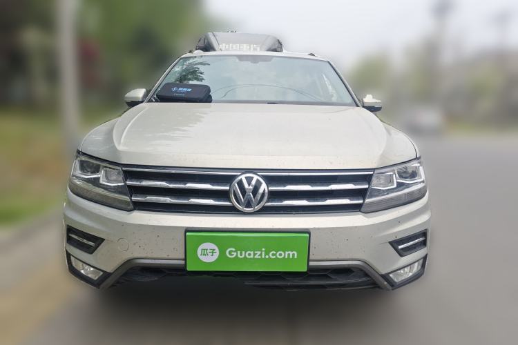 Used Volkswagen Tiguan L 2017 330TSI Automatic Two-Wheel Drive Luxury Edition