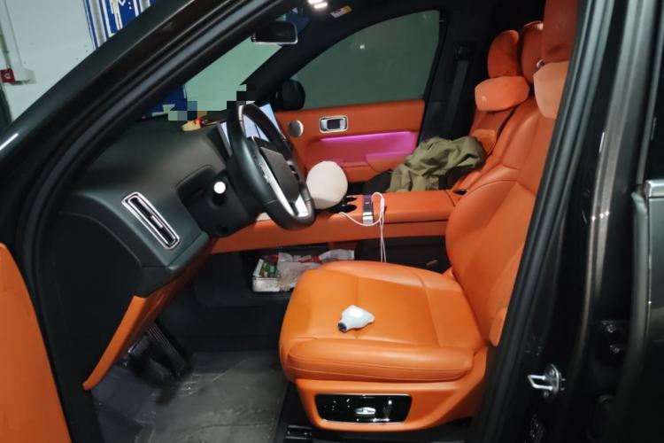 Used Li Auto L8 2023 Air model
