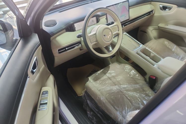 Used Wuling Bingo S 2025 Model 325km Deluxe Edition