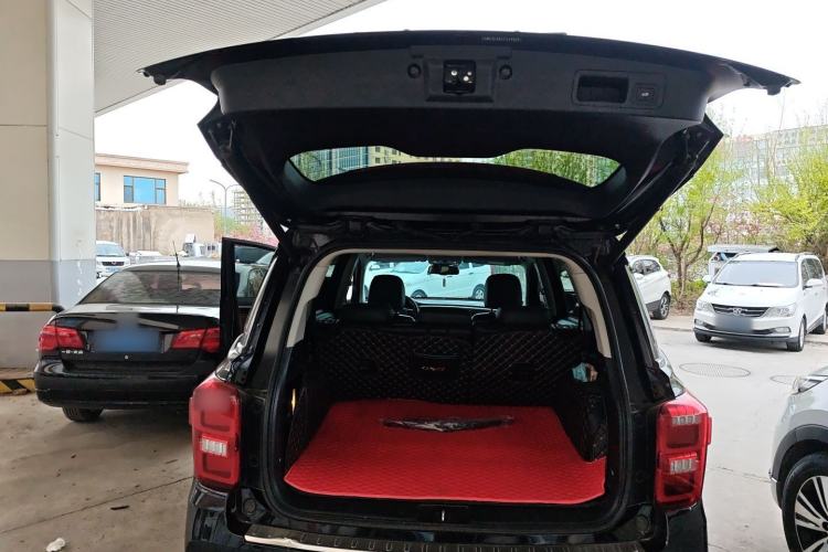 Used GAC Trumpchi GS8 2017 320T Two-Wheel Drive Luxury Smart Connectivity Version (7 Seats) Trunk