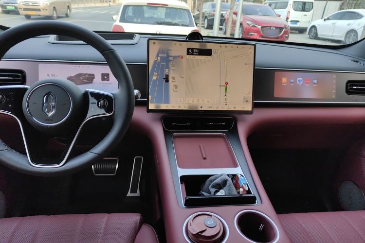 Used Hima AITO M7 2026 Model Pure Electric Max All-Wheel Drive 5-Seater Version Center Console