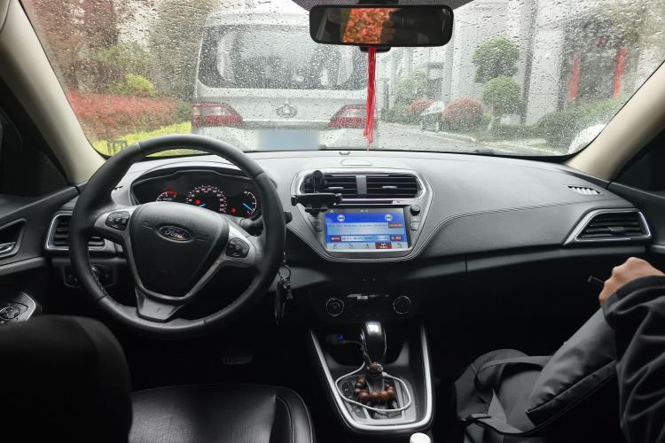 Used Ford Escort 2017 Happiness Edition 1.5L Automatic Fashion Version
