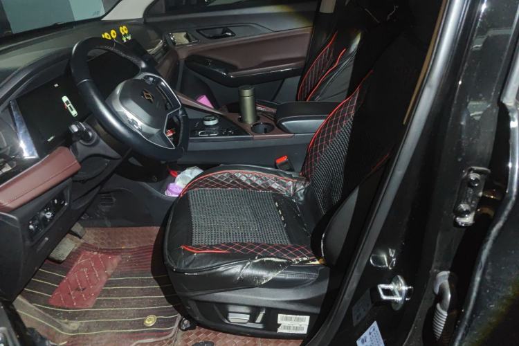 Used SOL X8 PLUS 2023 1.5 TGDI DCT Smart Edition 7-Seater