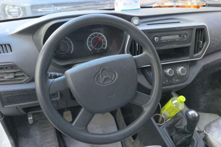 Used CHANGAN KAICHENG Ruixing M60 2023 1.5L GDI Comfort Van 2-Seater Steering Wheel