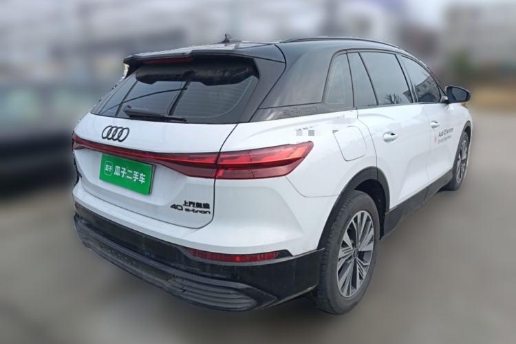 Used Audi Q5 e-tron 2023 40 e-tron Shining Edition Mecha Kit