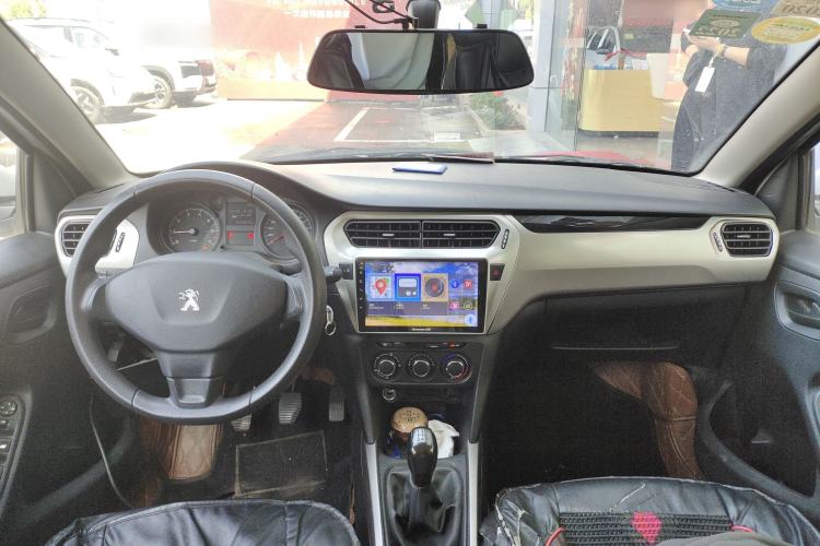 Used Peugeot 301 2018 1.6L Manual Comfort Edition Center Console