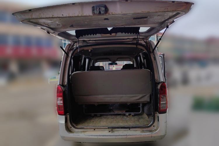 Used Wuling Rongguang V 2016 1.5L Standard Version Trunk