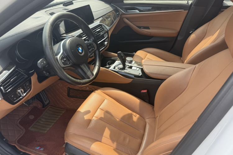 Used BMW 5 Series 2018 Restyled 530Li Leading Edition M Sport Package
