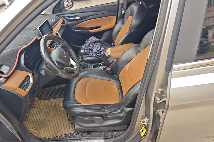 Used Wuling Hongguang S3 2018 1.5L Manual Luxury Model China V Standard Left Front Seat