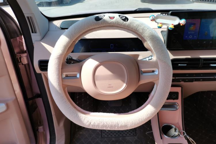 Used Geely Galaxy Panda 2023 Panda Mini 200km Endurance Bear
