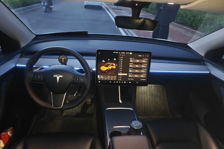 Used Tesla Model Y 2023 Rear-Wheel-Drive Version